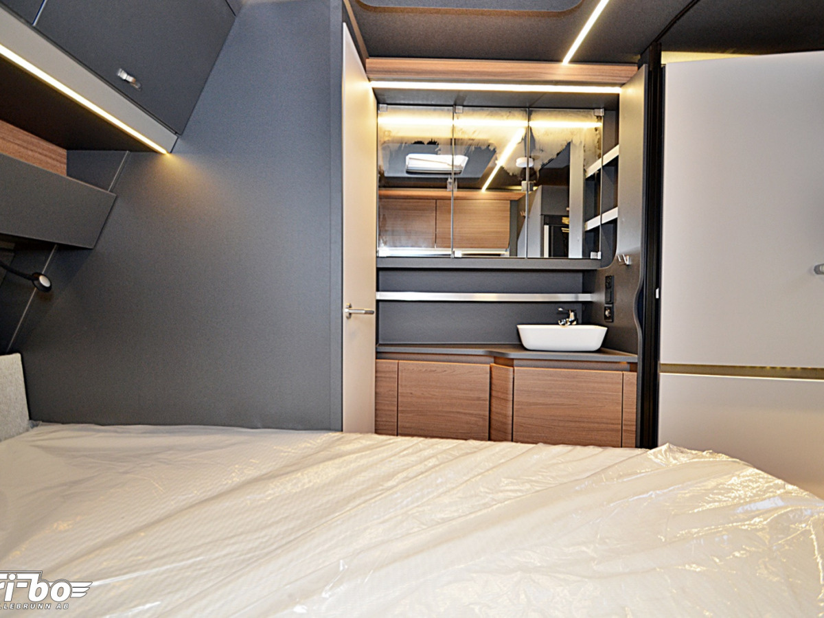 Knaus 500 FU AZUR, Dubbelbädd, bild 15 av 30