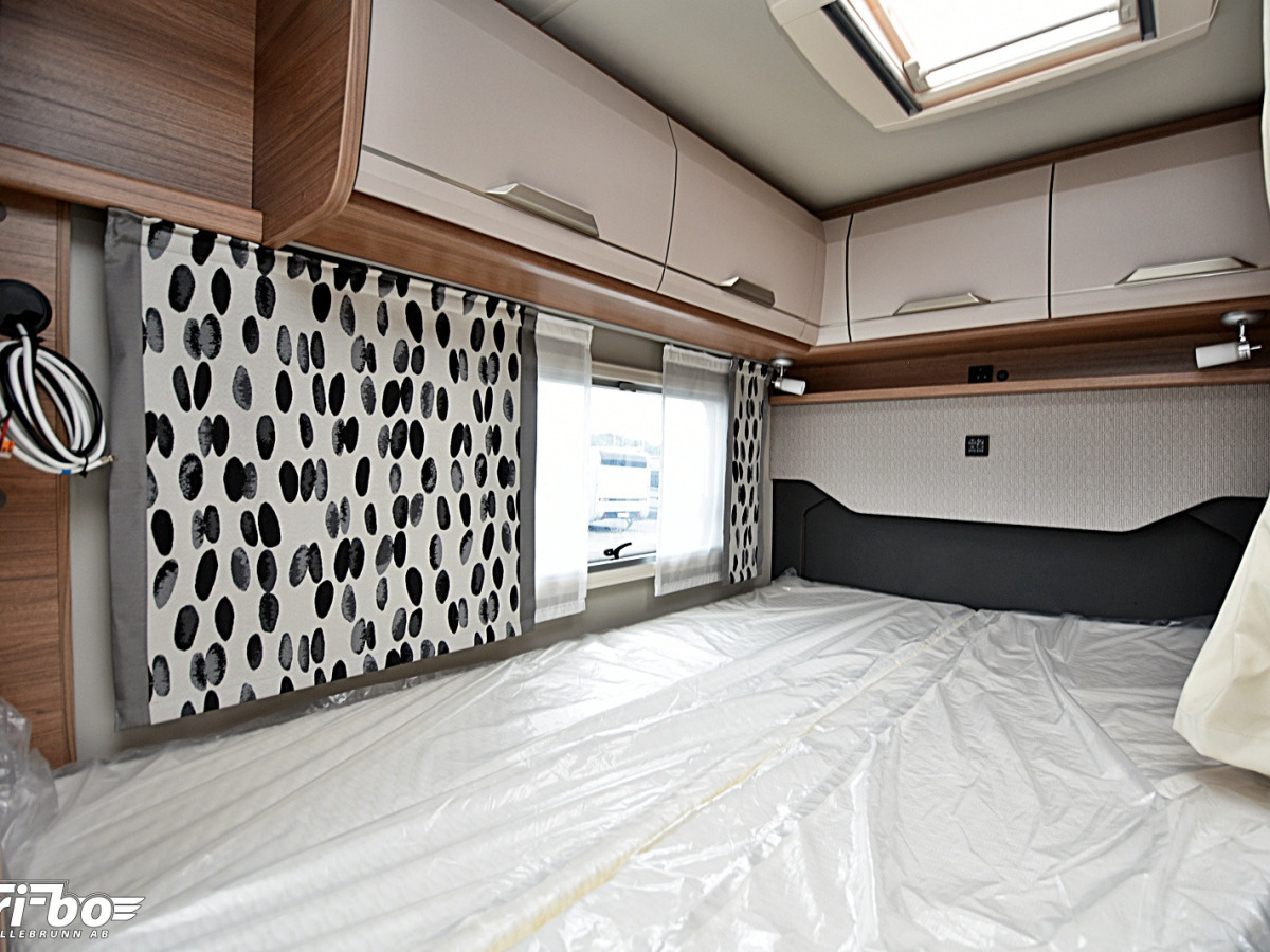 Knaus 550 MF VAN TI Vansation Dubbelbädd, bild 11 av 23
