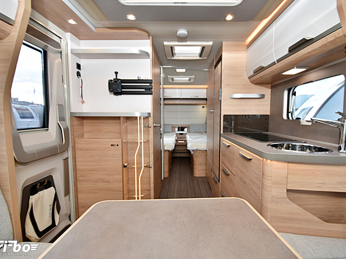 Knaus 540 UE Südwind Black Selection, Långbäddar, bild 9 av 25