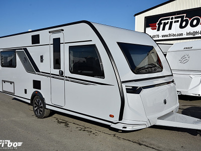 Knaus 580 UF Südwind Black Selection, Dubbelbädd