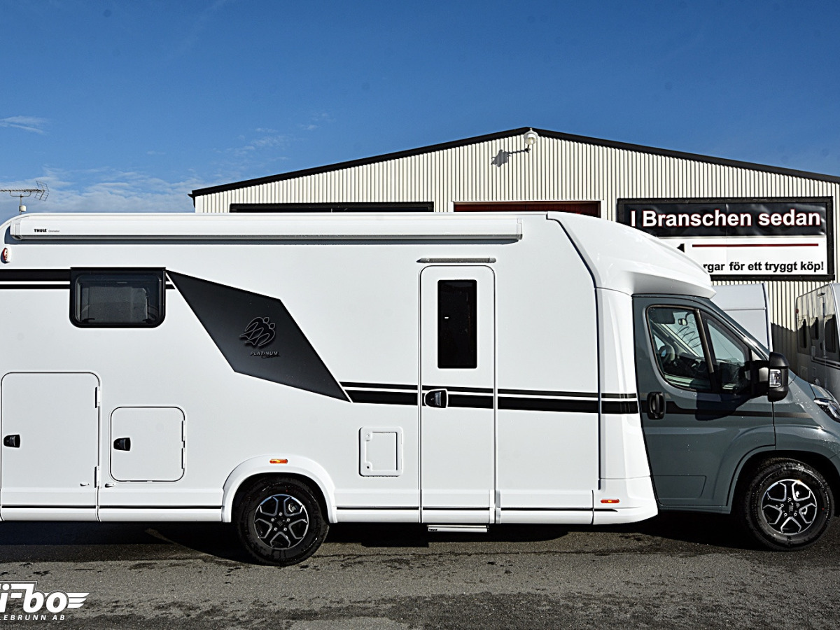 Knaus 700 MEG LVE WAVE Platinum Selection Långbäddar, bild 3 av 33