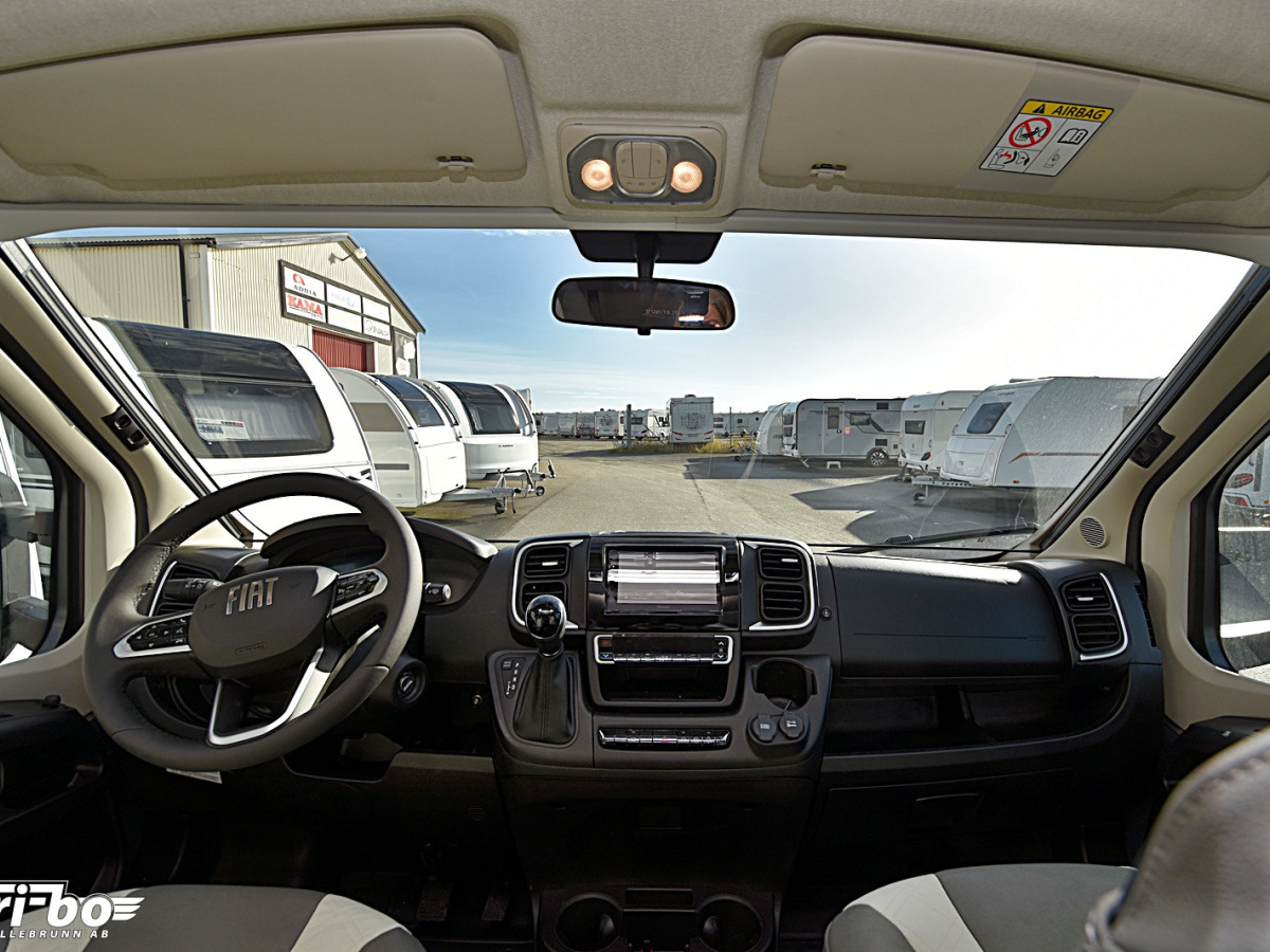 Knaus 700 MEG LVE WAVE Platinum Selection Långbäddar, bild 5 av 33