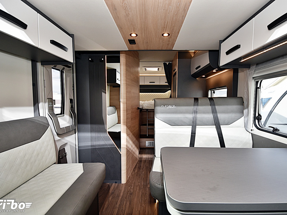 Knaus 700 MEG LVE WAVE Platinum Selection Långbäddar, bild 7 av 33