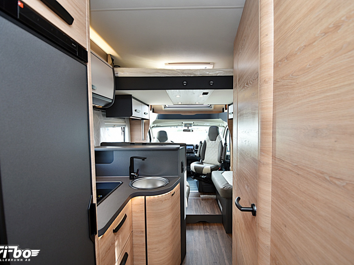 Knaus 700 MEG LVE WAVE Platinum Selection Långbäddar, bild 19 av 33