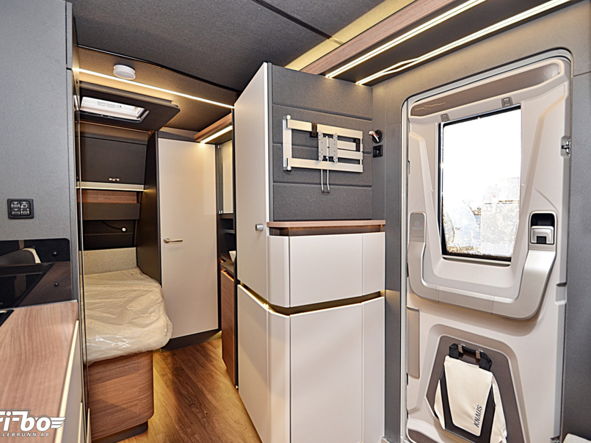 Knaus 500 FU AZUR, Dubbelbädd, bild 9 av 30