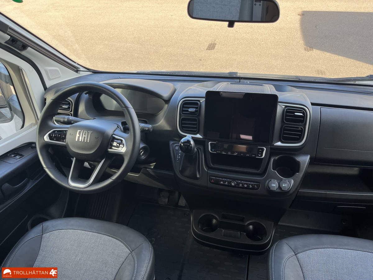Adria MATRIX PLUS 670 DL/ Face To Face / * HÖSTKAMPANJ*, bild 5 av 28
