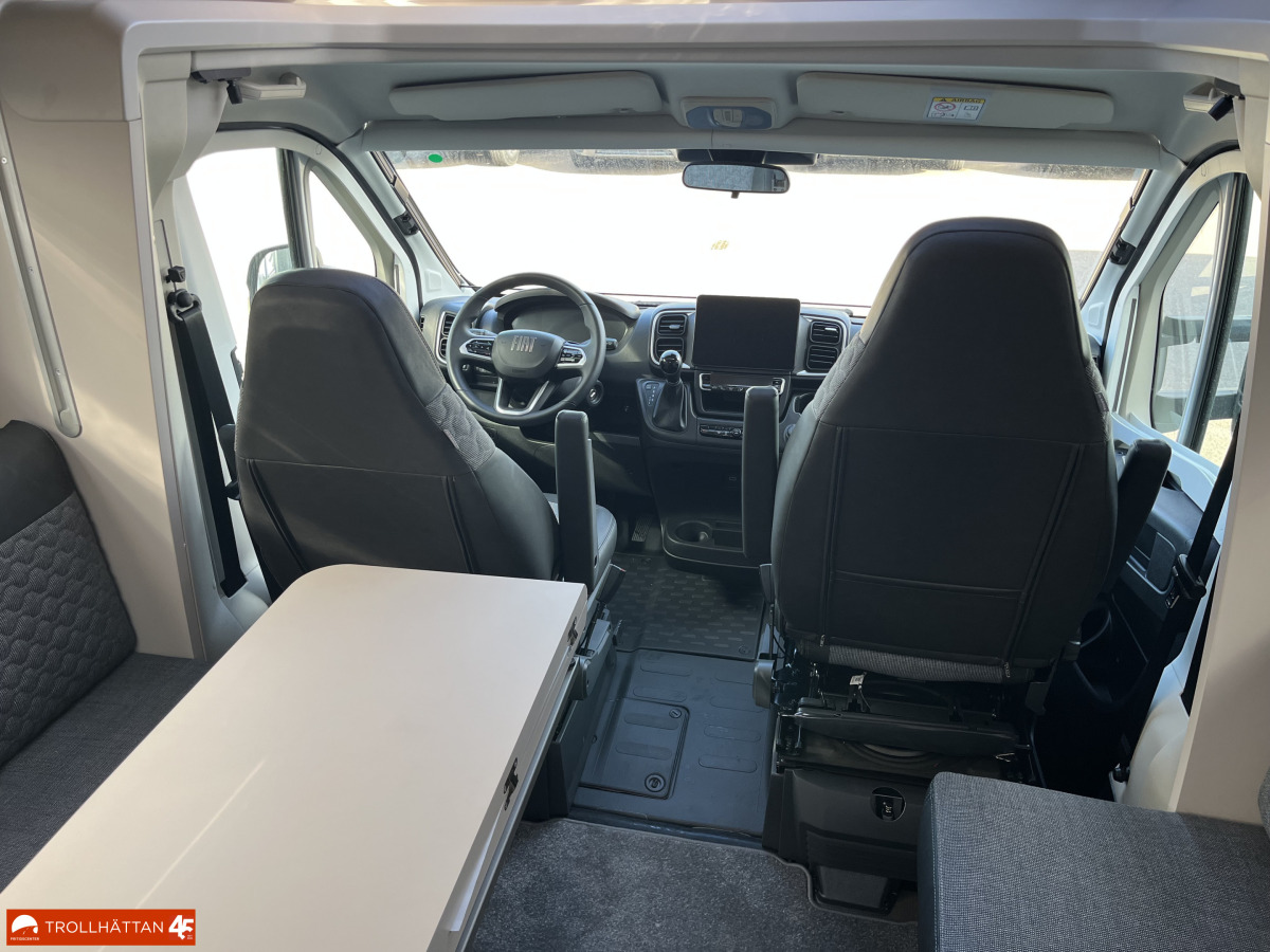 Adria MATRIX PLUS 670 DL/ Face To Face / * HÖSTKAMPANJ*, bild 6 av 28