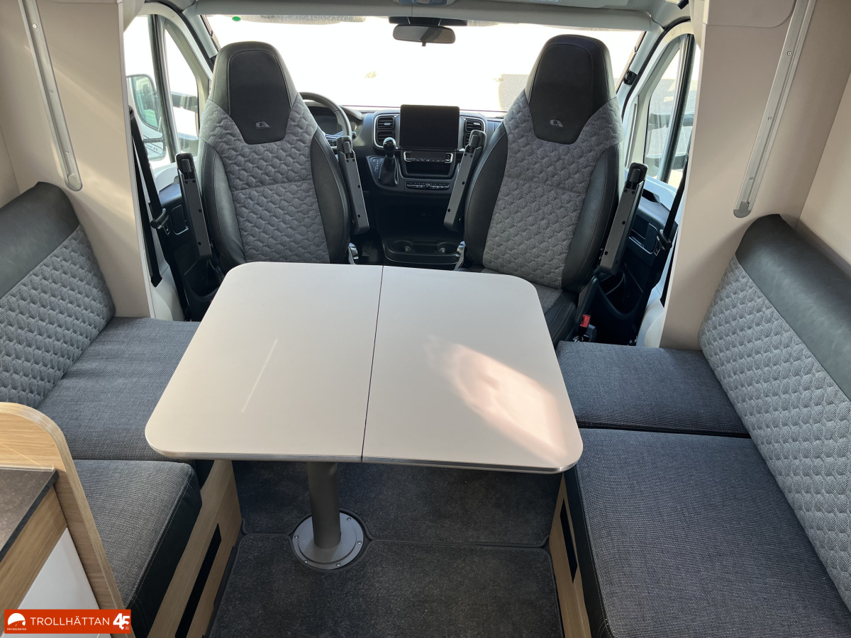 Adria MATRIX PLUS 670 DL/ Face To Face / * HÖSTKAMPANJ*, bild 9 av 28