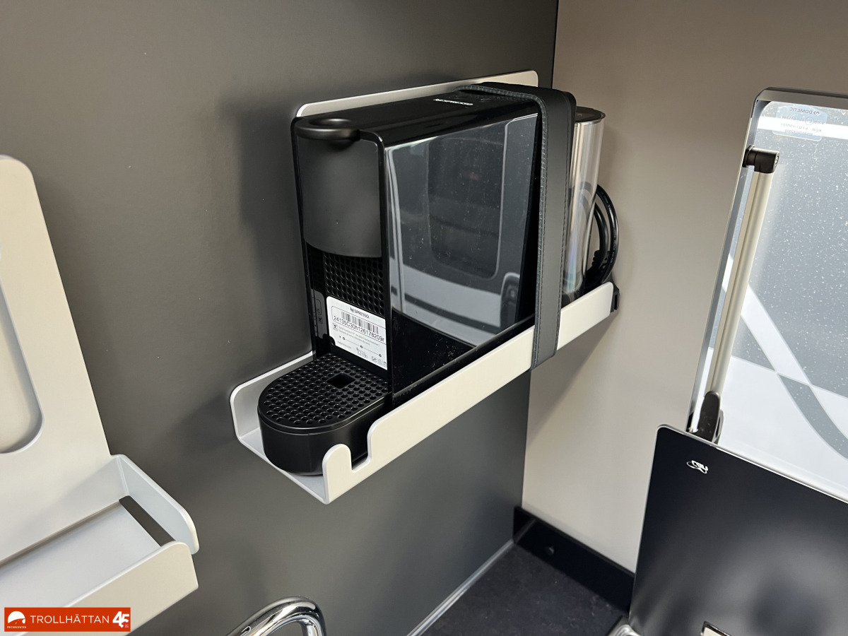 Adria MATRIX PLUS 670 DL/ Face To Face / * HÖSTKAMPANJ*, bild 14 av 28