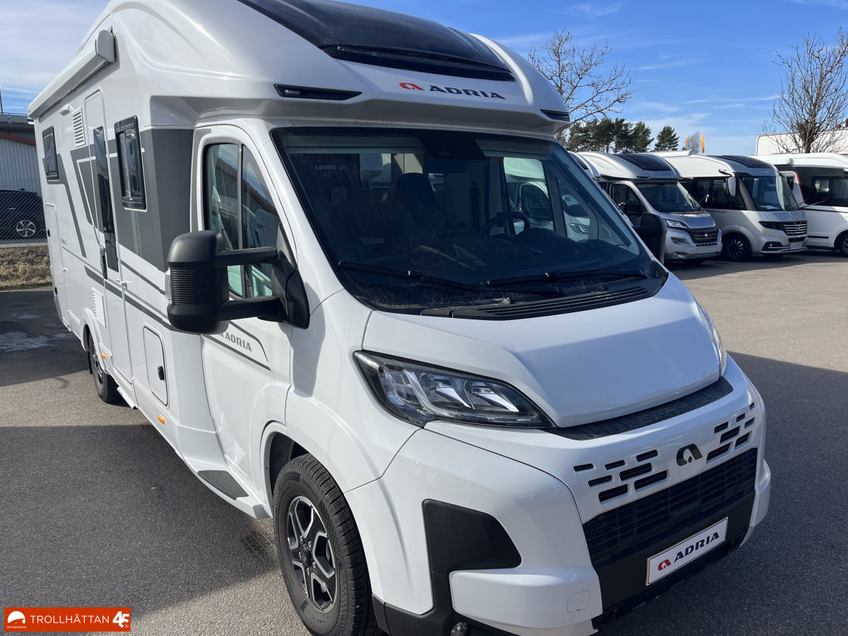Adria MATRIX PLUS 670 DL/ Face To Face / * HÖSTKAMPANJ*, bild 24 av 28