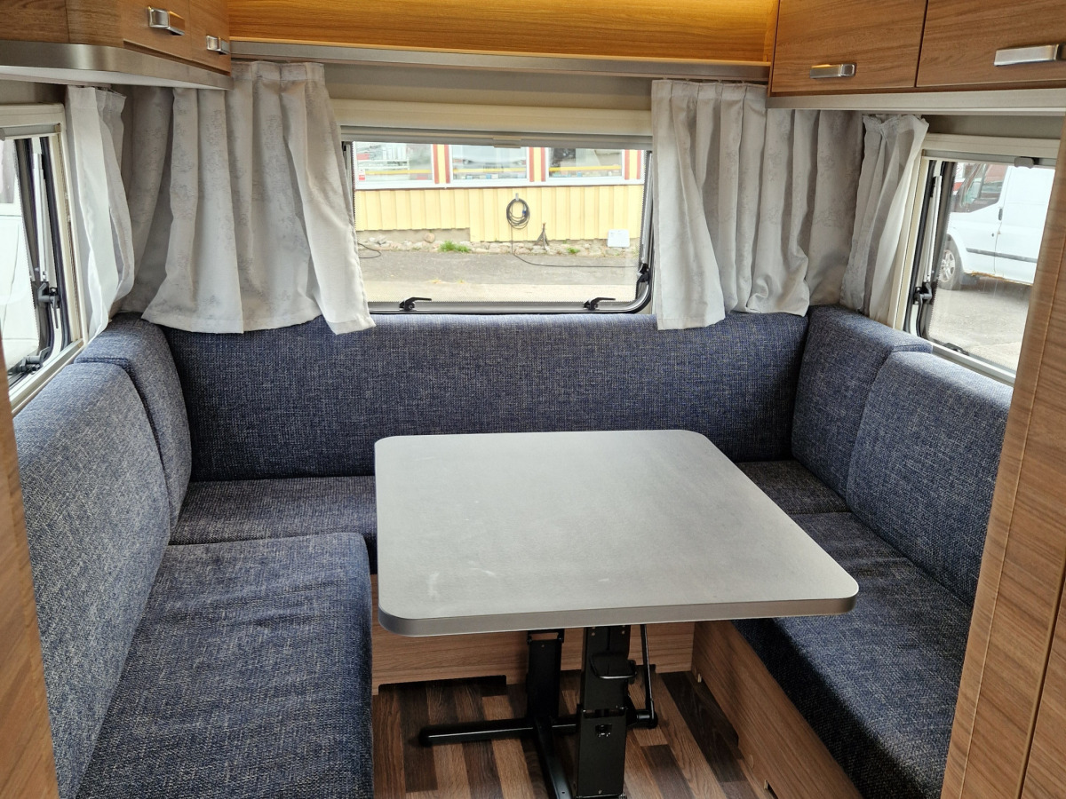Weinsberg CaraOne 390 PUH, bild 2 av 8