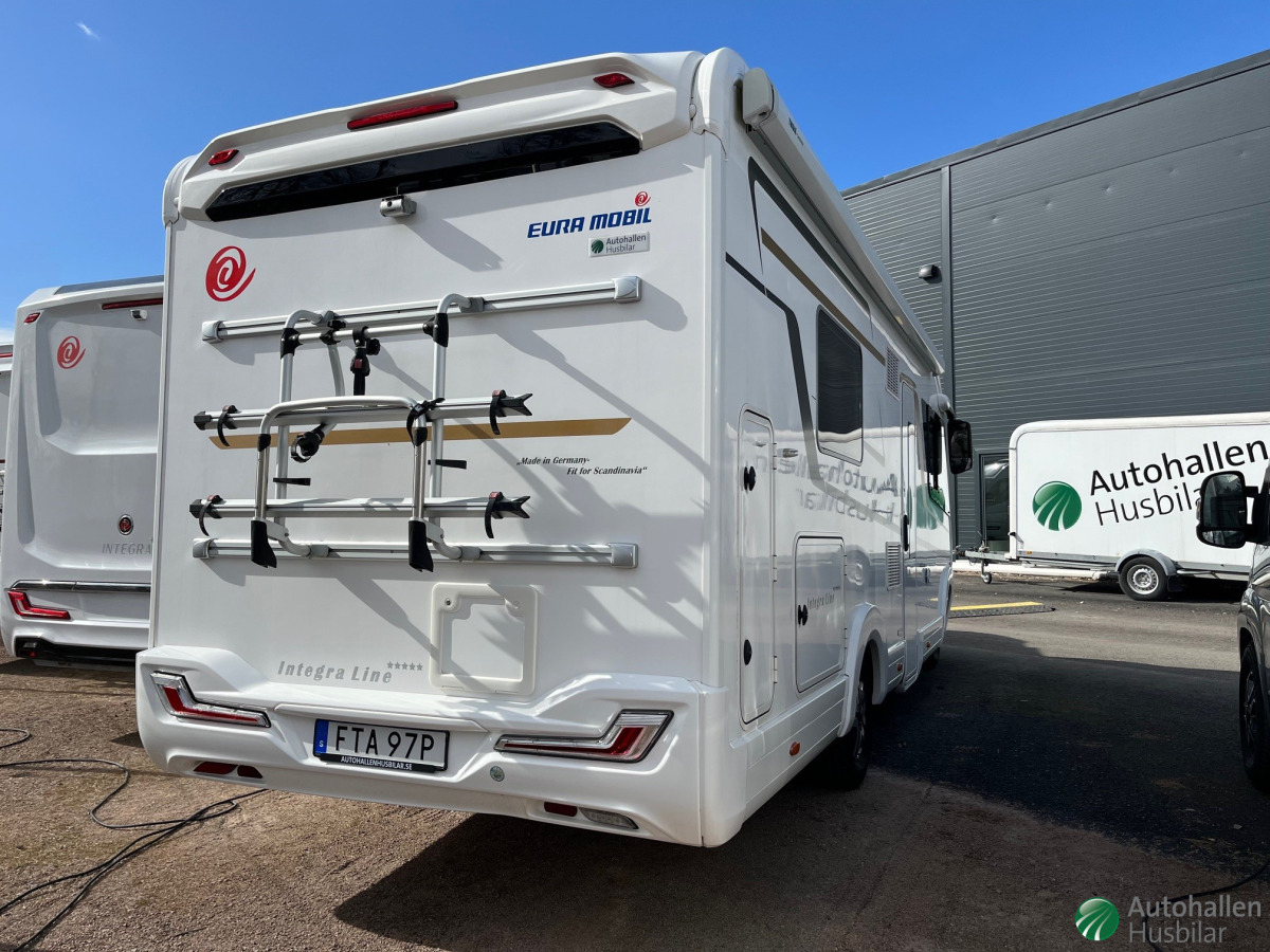 Eura Mobil IL 730 EB /Hydrauliska stödben VECKANS KLIPP, bild 2 av 9