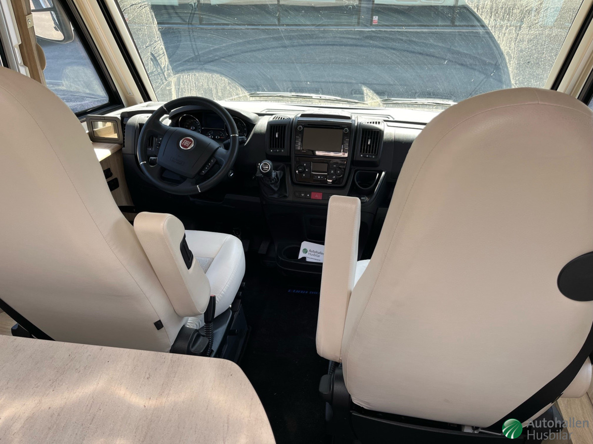 Eura Mobil IL 730 EB /Hydrauliska stödben VECKANS KLIPP, bild 3 av 9