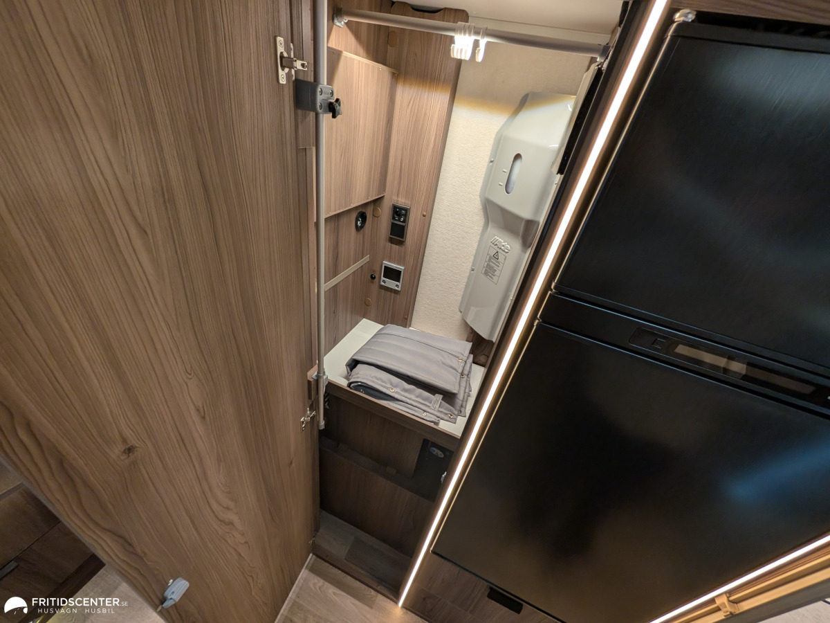 KABE Travel Master Royal X 880 LQB *Queensäng / Taksäng / ALDE, bild 28 av 34