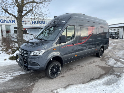 KABE Travel Master Van 690 LB