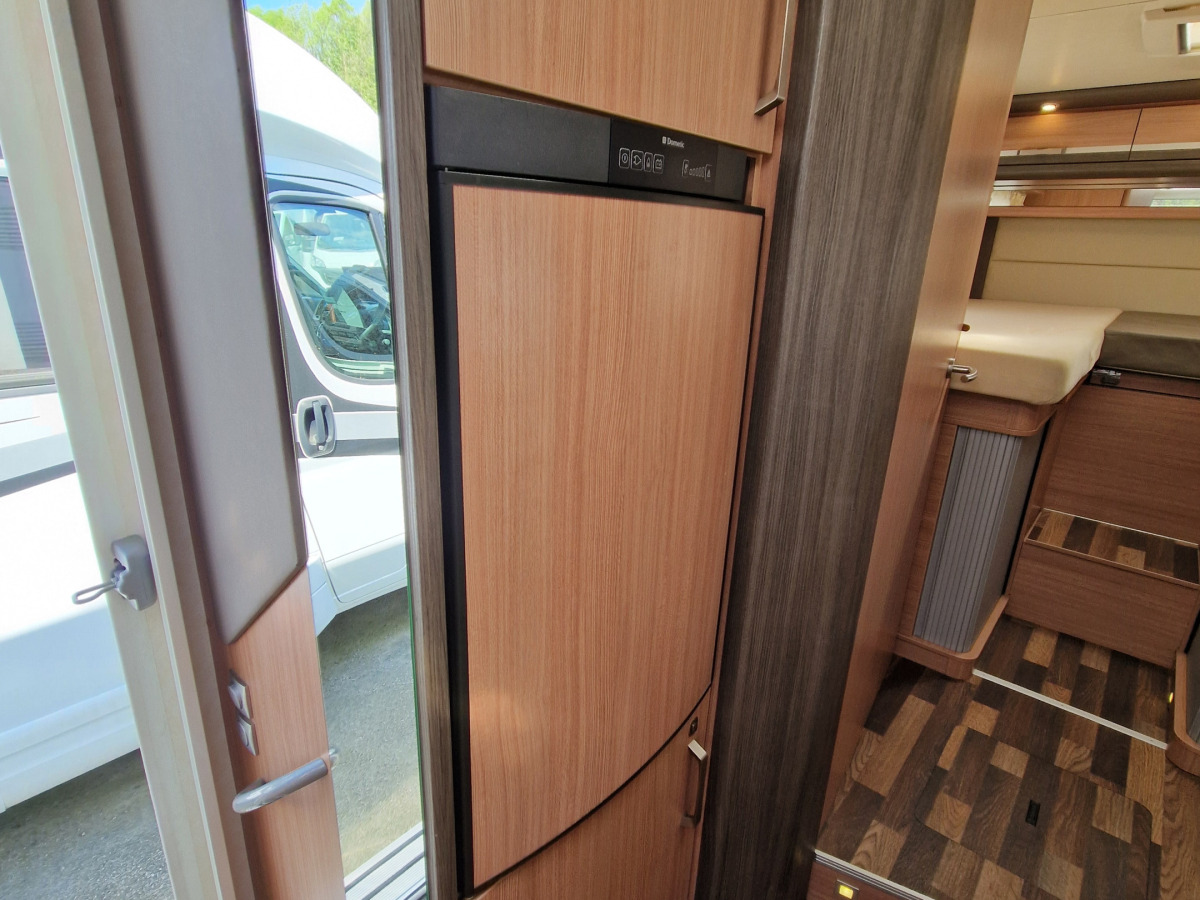 Knaus Sky Ti 700 MEG //LAGERRENSNING//, bild 5 av 10