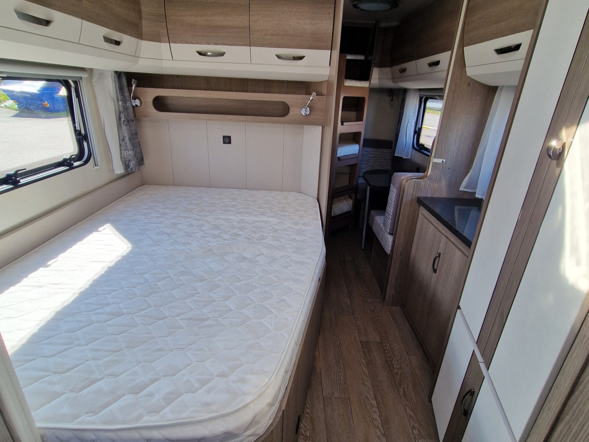 Hobby 650 KFU PRESTIGE //LAGERRENSNING//, bild 5 av 10
