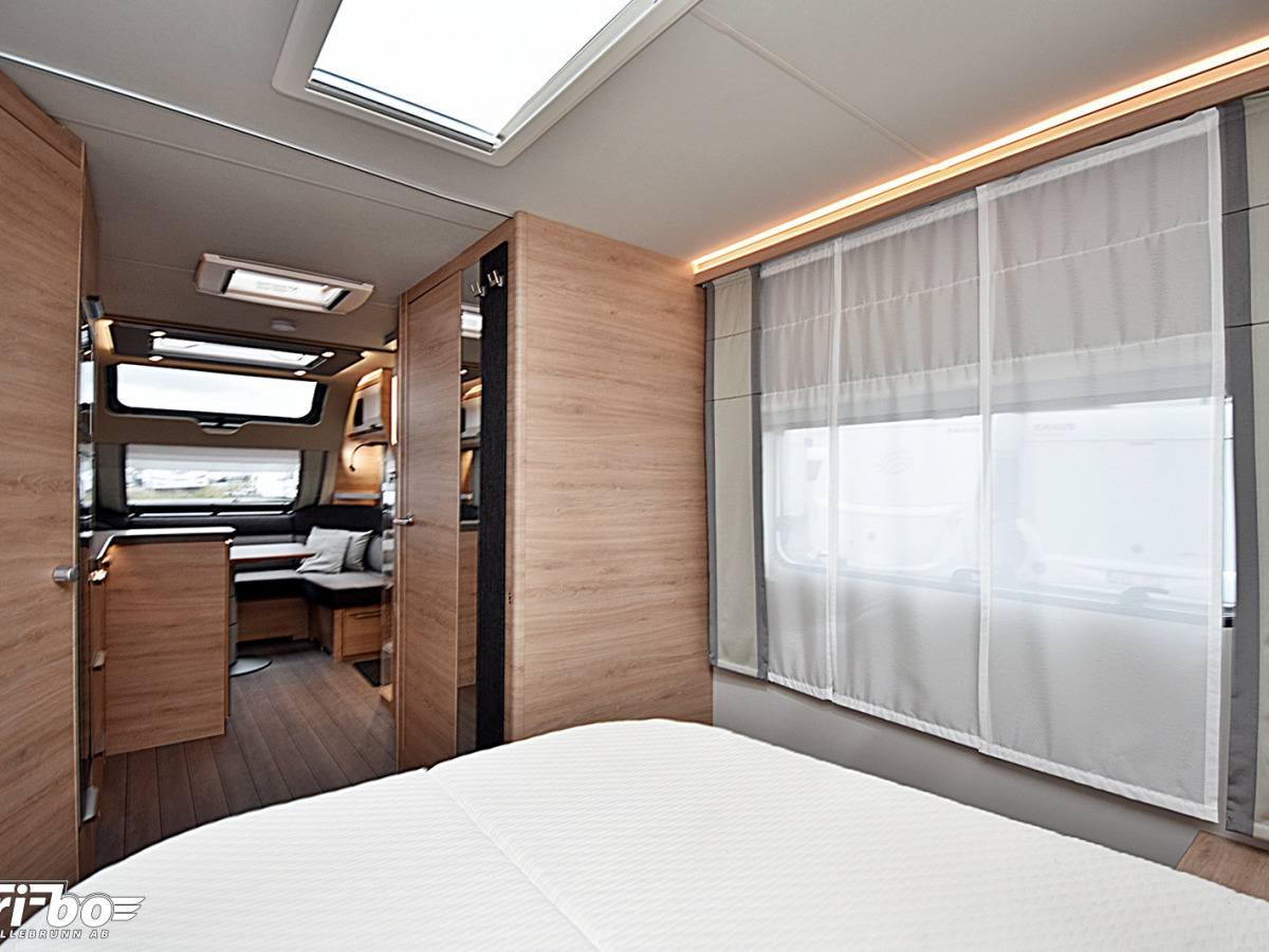 Knaus 650 UX Südwind, Queenbed, bild 20 av 31