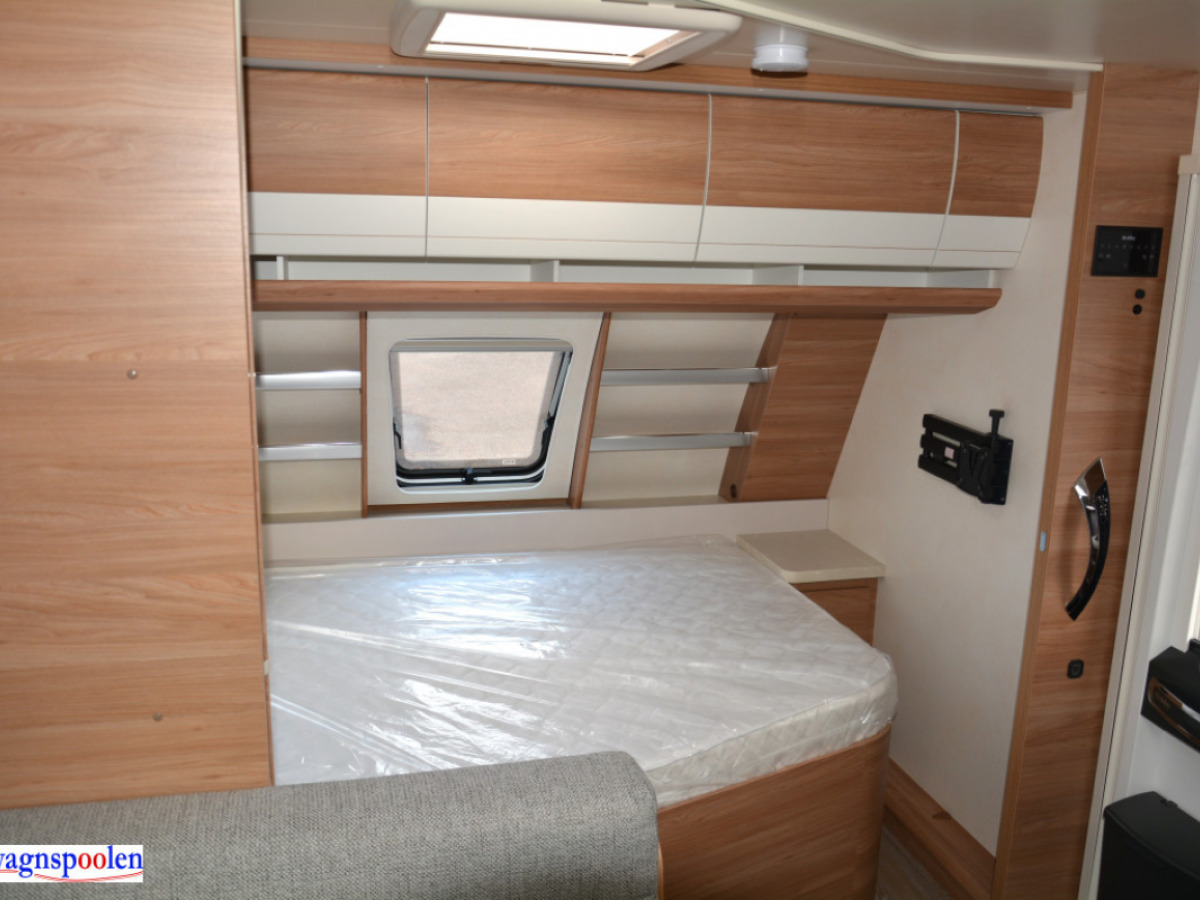 Hobby 545 KMF De Luxe Alde AC Barnkammare, bild 6 av 15