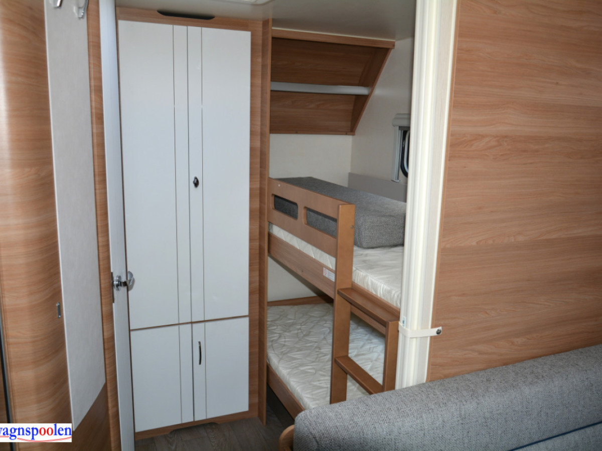Hobby 545 KMF De Luxe Alde AC Barnkammare, bild 11 av 15