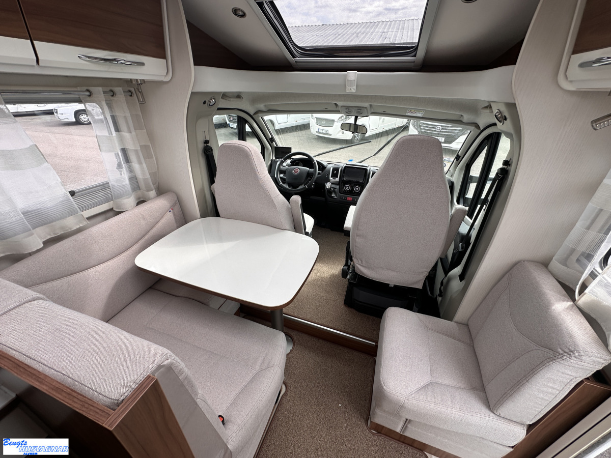 Pilote P 700 GJ AUTOMAT DIESELVÄRME LUFTFJÄDRING, bild 5 av 18