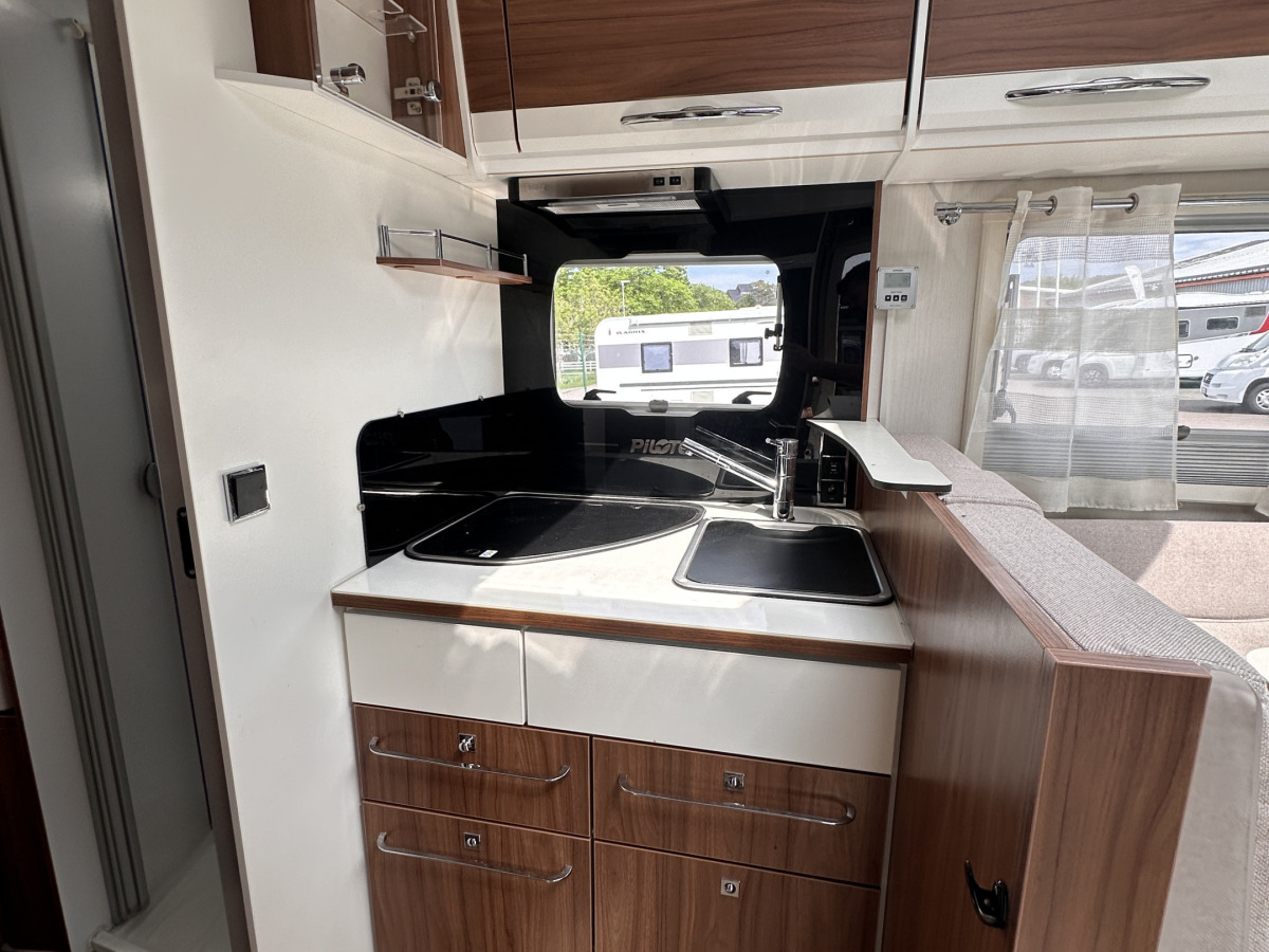 Pilote P 700 GJ AUTOMAT DIESELVÄRME LUFTFJÄDRING, bild 10 av 18