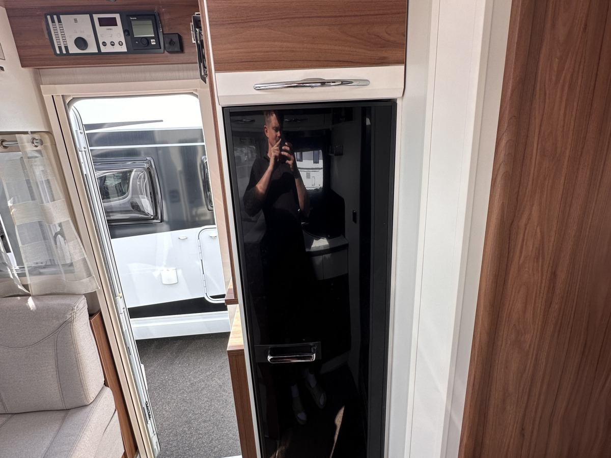 Pilote P 700 GJ AUTOMAT DIESELVÄRME LUFTFJÄDRING, bild 11 av 18