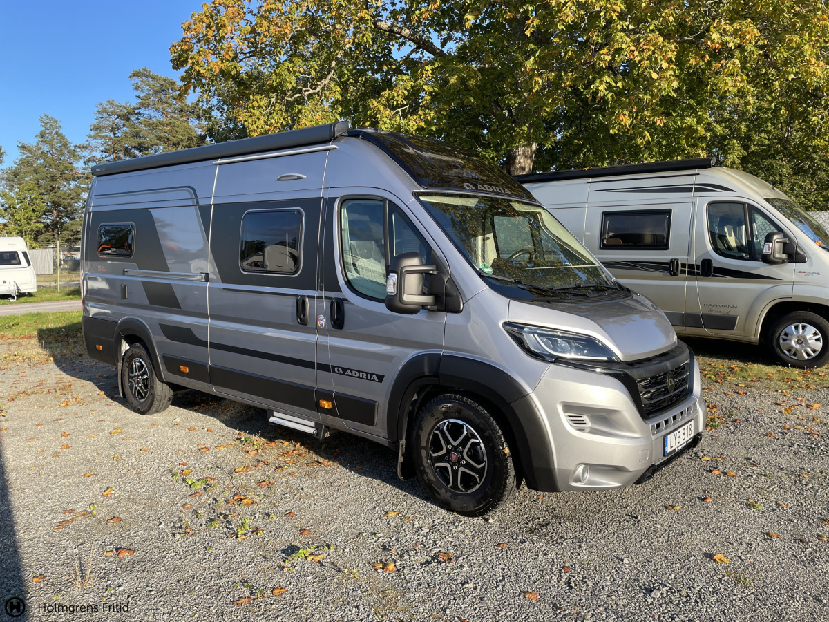 Adria TWIN SUPREME 640SLB 180HK AC BODEL, bild 1 av 24