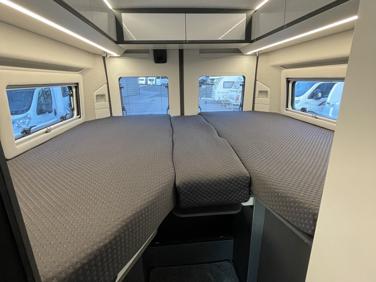 Adria TWIN SUPREME 640SLB 180HK AC BODEL, bild 11 av 24