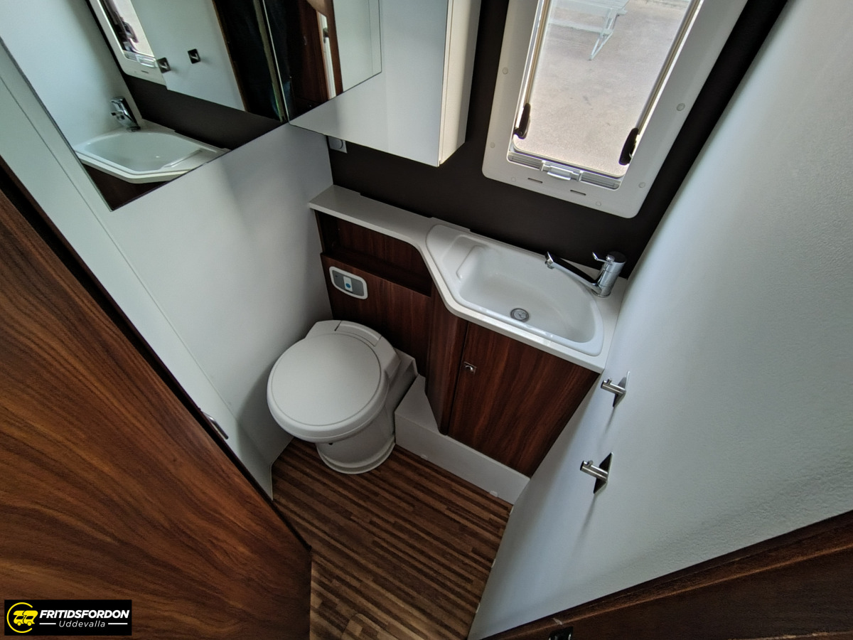 Adria CORAL S 670 SL supreme Alde, bild 14 av 16