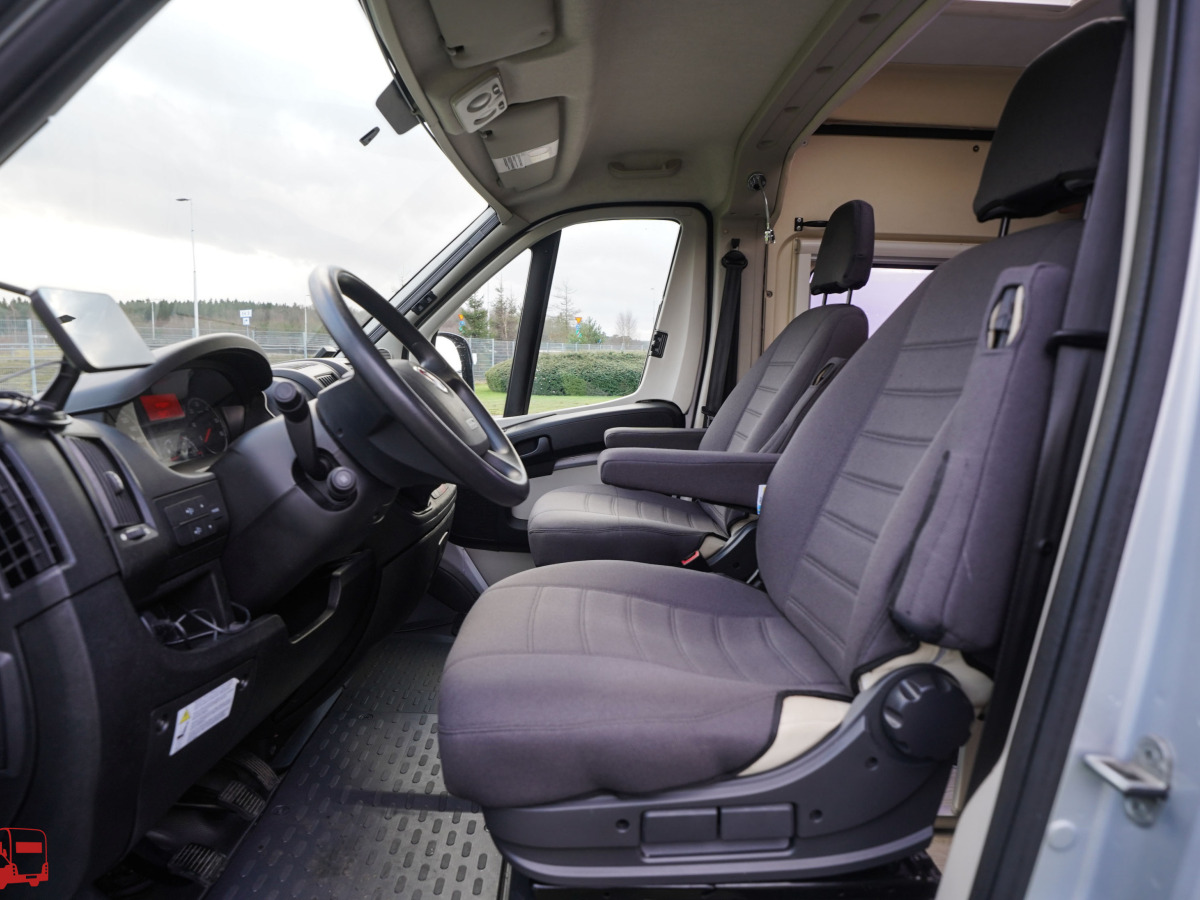 Karmann DAVIS 590, bild 37 av 39