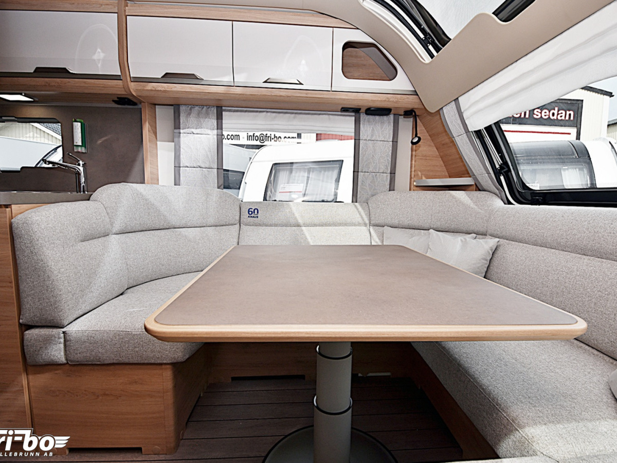 Knaus 650 UX Südwind, Queenbed, Dubbelbädd, bild 12 av 33