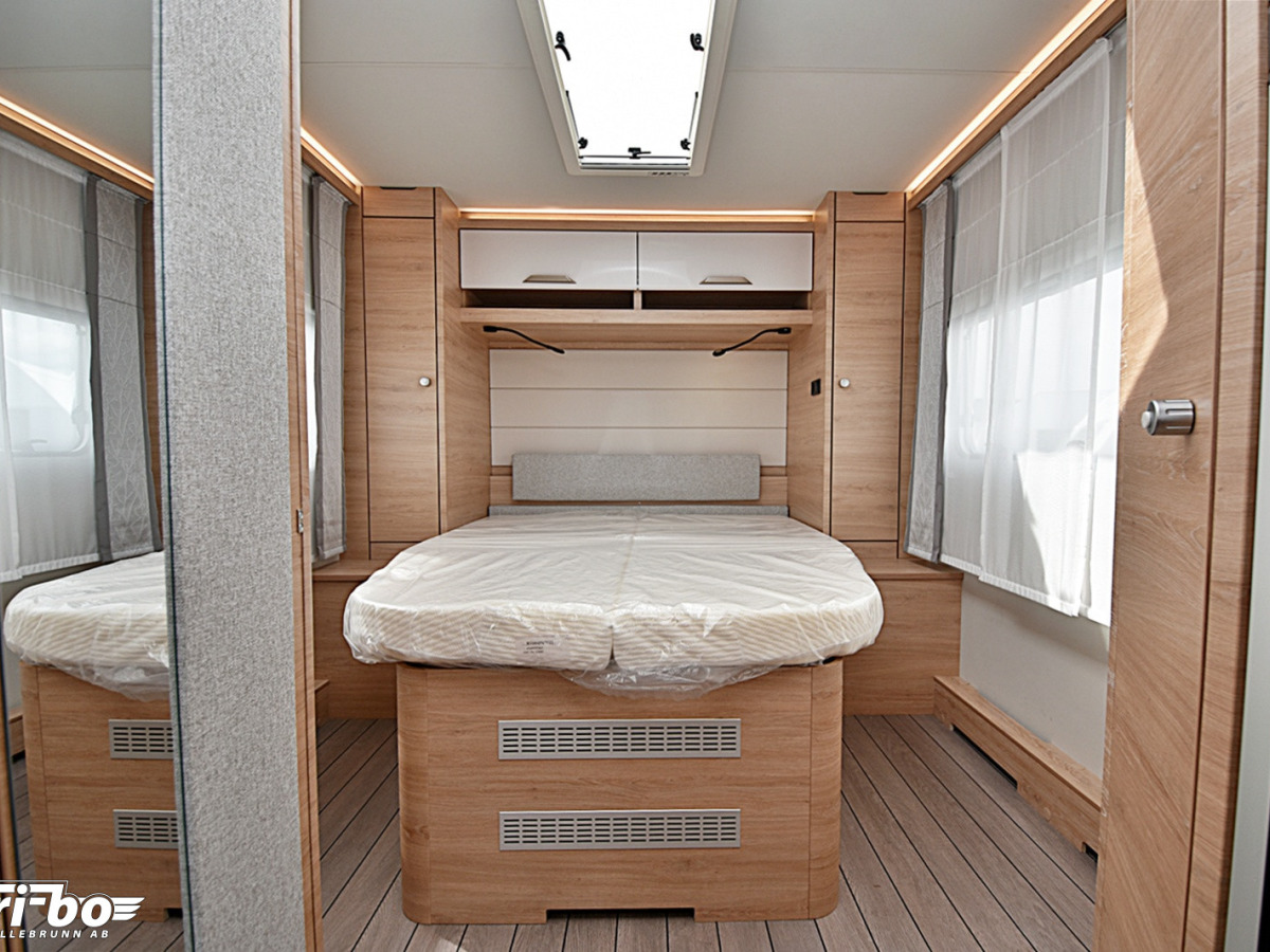 Knaus 650 UX Südwind, Queenbed, Dubbelbädd, bild 16 av 33