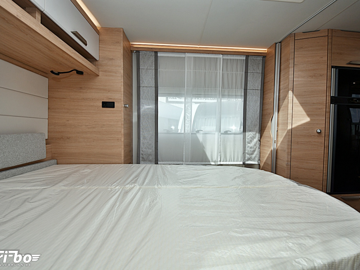 Knaus 650 UX Südwind, Queenbed, Dubbelbädd, bild 19 av 33