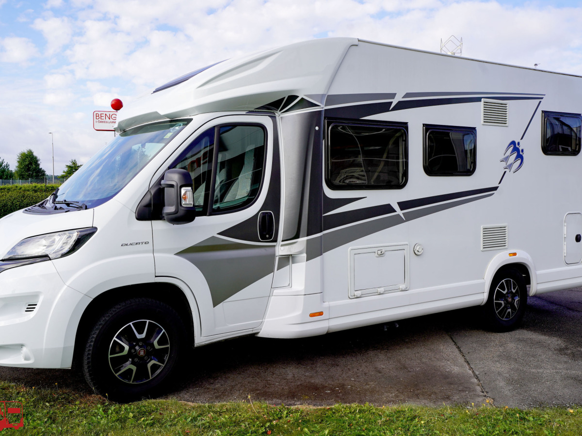 Knaus Live Wave 700 MX, bild 22 av 39