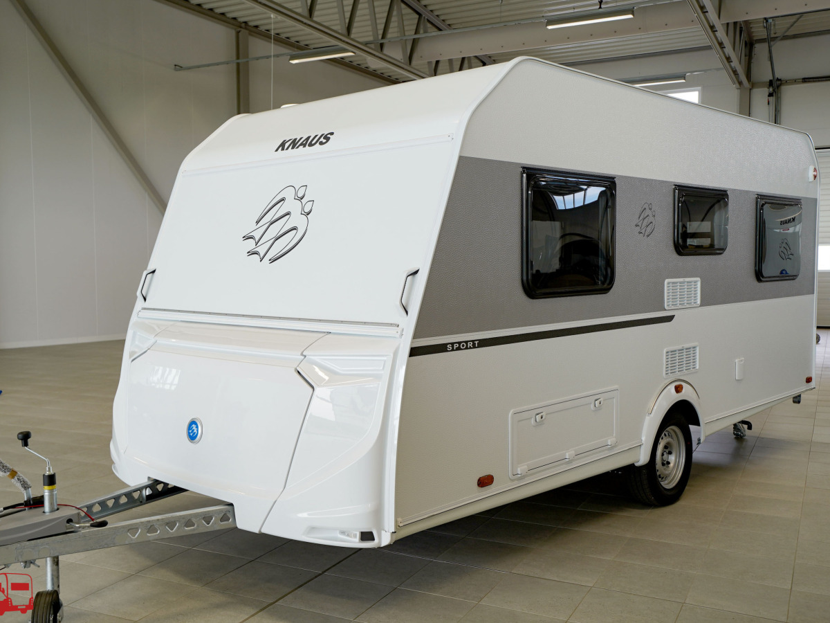 Knaus Sport 450 FU Fransk säng, bild 5 av 26