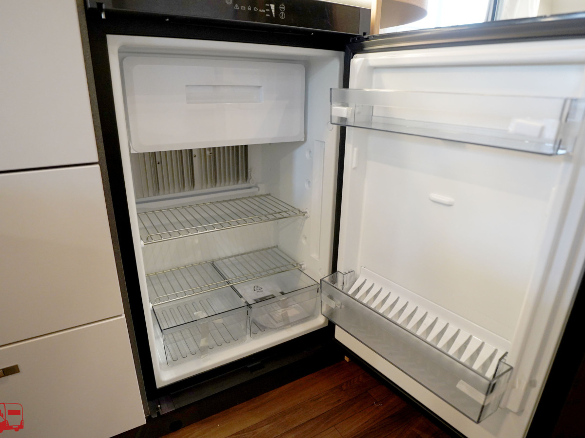 Knaus Sport 450 FU Fransk säng, bild 26 av 26