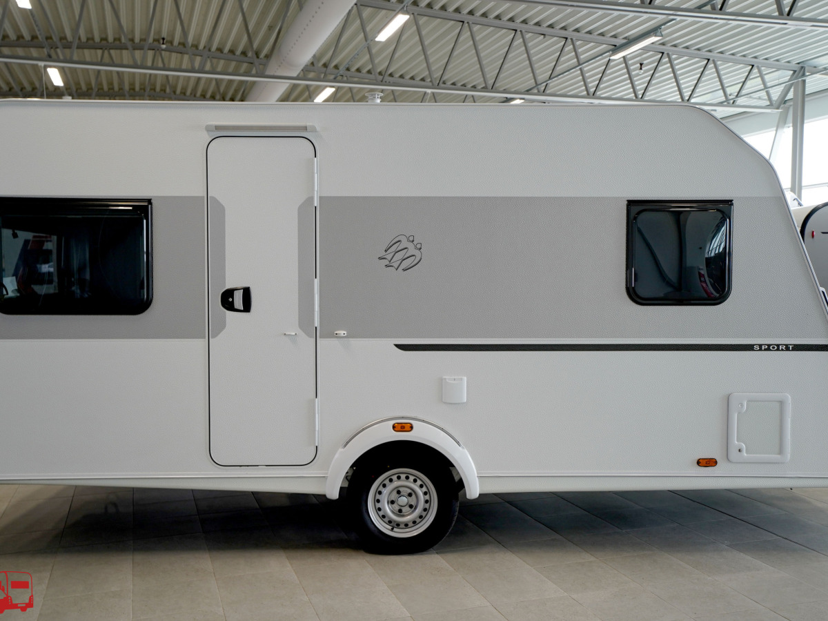 Knaus Sport 450 FU Fransk säng, bild 3 av 26