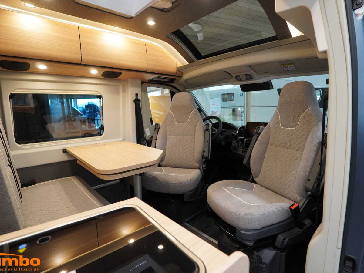 Malibu Van 640 LE comfort GT skyview - Stor kyl, Dieselpanna, 4000kg, bild 2 av 23