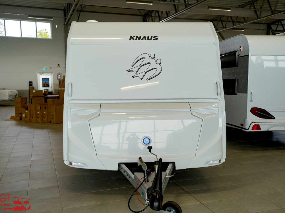 Knaus Sport 450 FU Fransk säng, bild 24 av 26