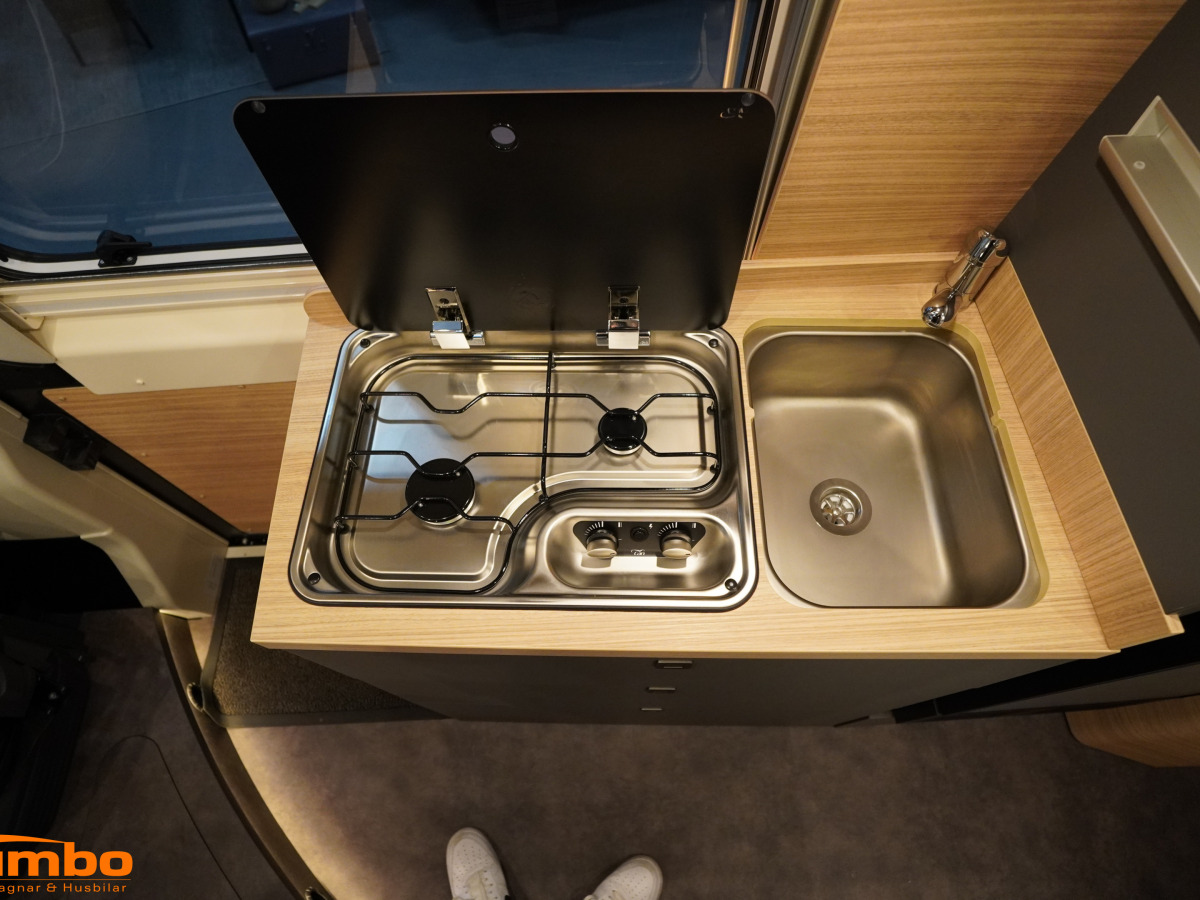 Malibu Van 640 LE comfort GT skyview - Stor kyl, Dieselpanna, 4000kg, bild 11 av 23