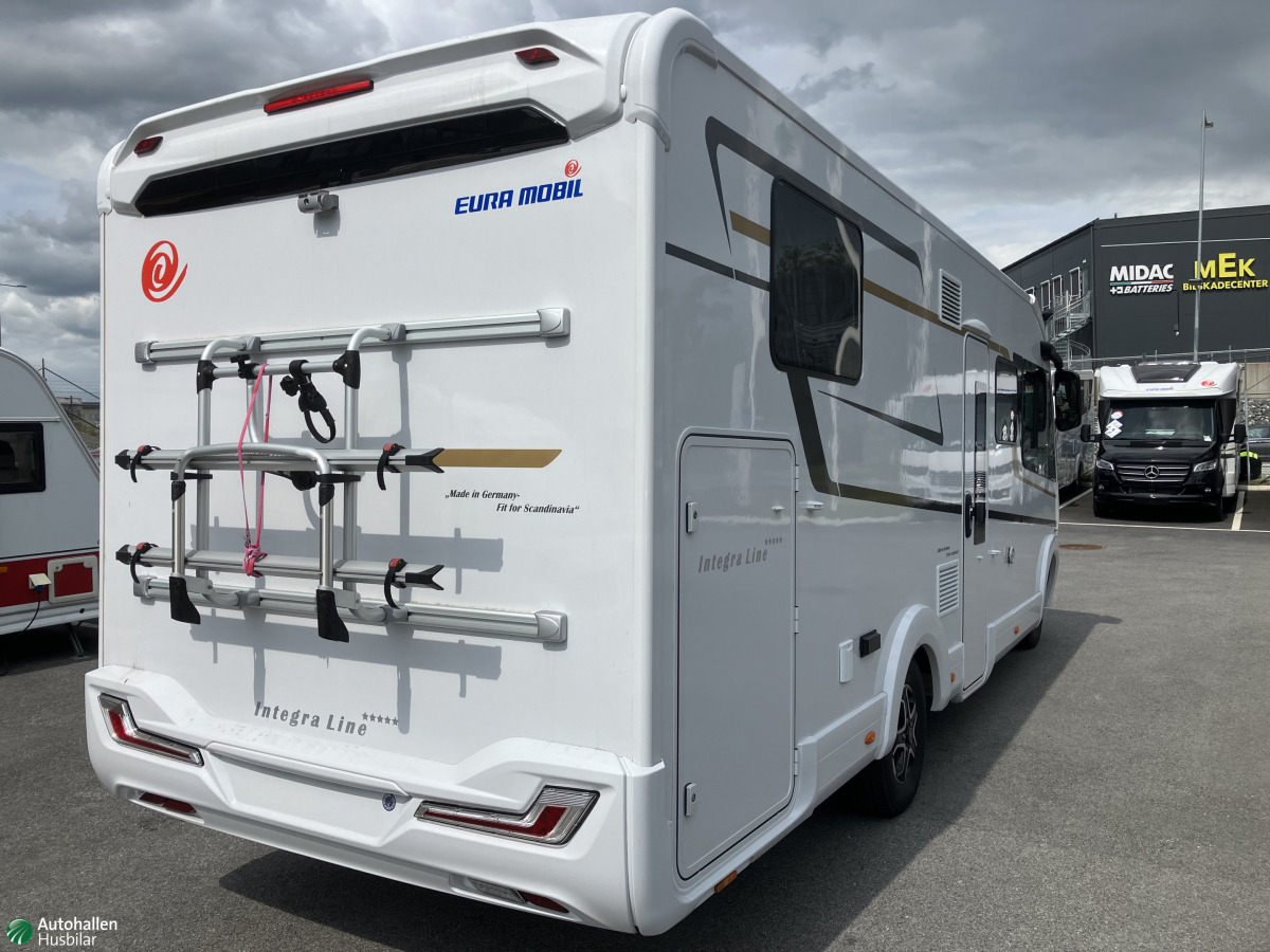 Eura Mobil Integra Line 720 QF / AC PÅ KÖPET Öppet Lördag, bild 2 av 15