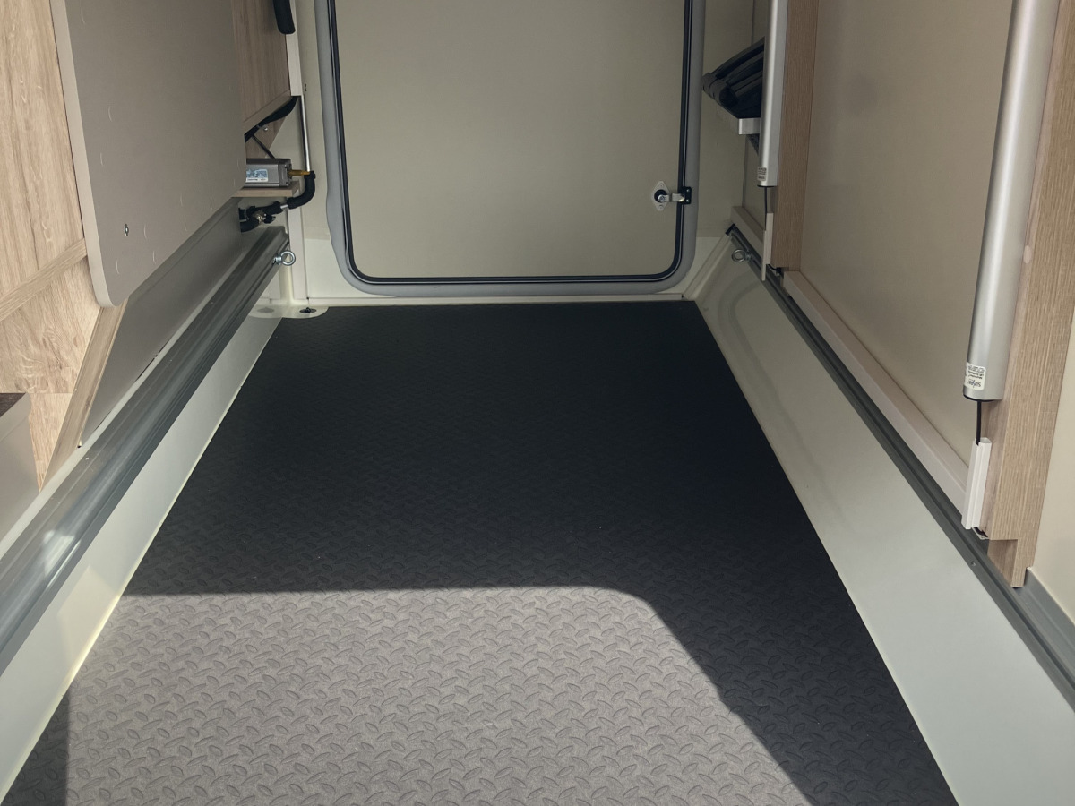 Eura Mobil Integra Line 720 QF / AC PÅ KÖPET Öppet Lördag, bild 14 av 15