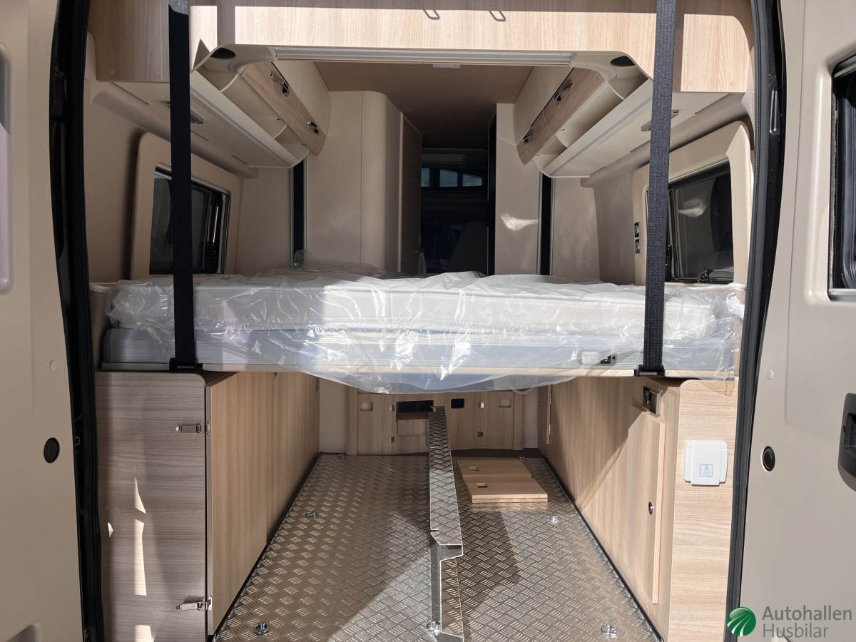 Eura Mobil Van 635 HB / Kampanj/ MC-garage- Extra Öppet Lördag o Söndag, bild 4 av 14