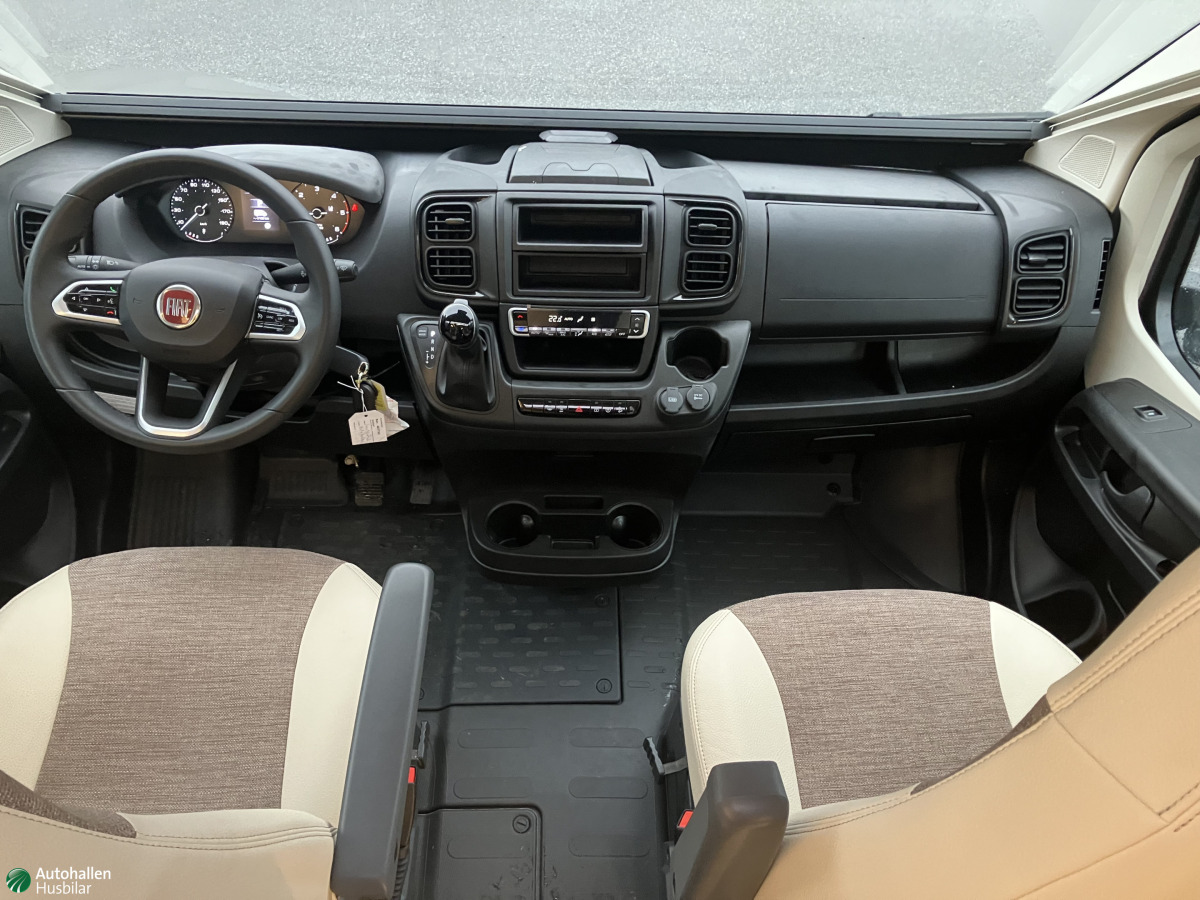 Eura Mobil Van 635 HB / Kampanj/ MC-garage- Extra Öppet Lördag o Söndag, bild 9 av 14