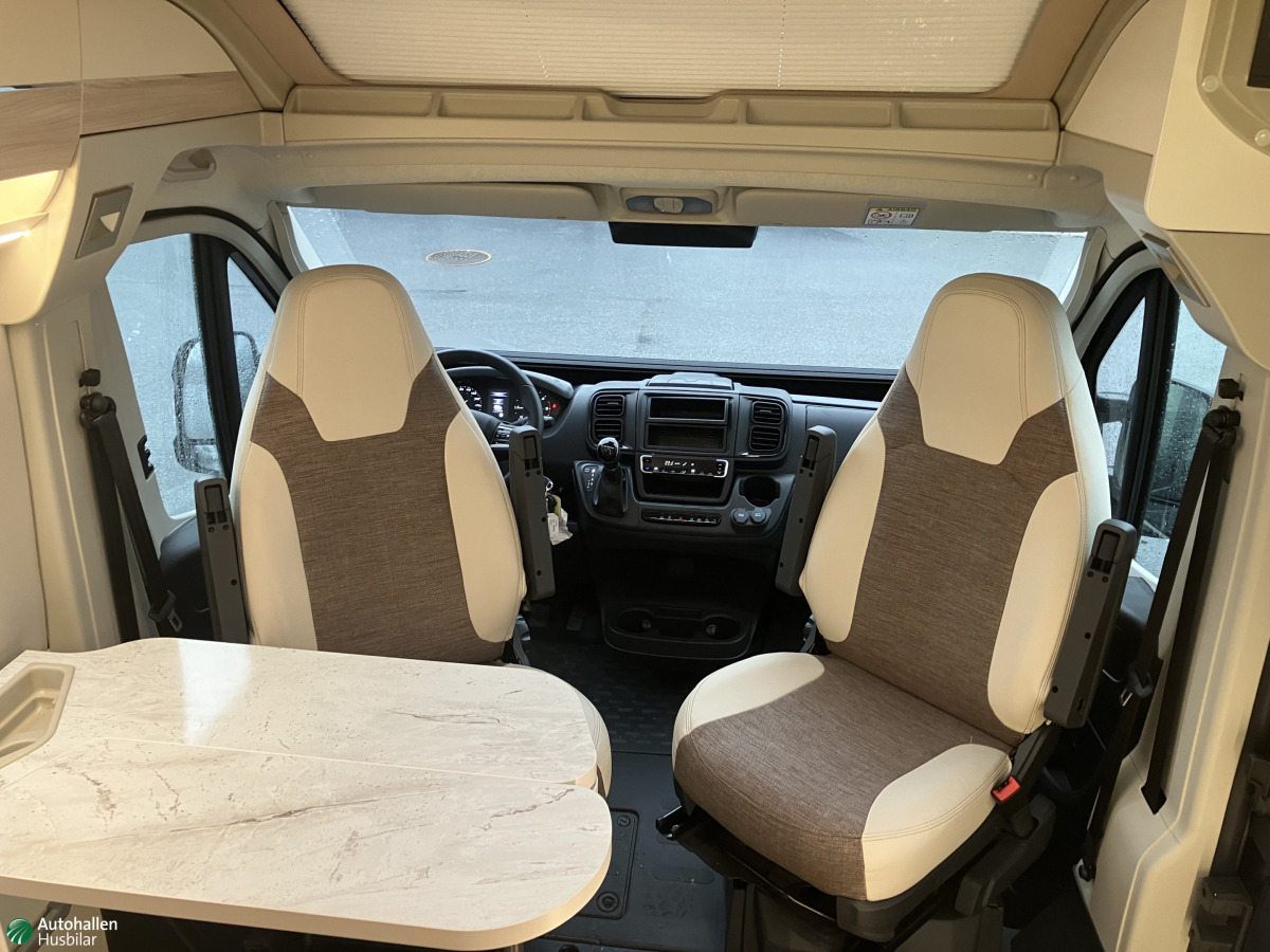 Eura Mobil Van 635 HB / Kampanj/ MC-garage- Extra Öppet Lördag o Söndag, bild 10 av 14