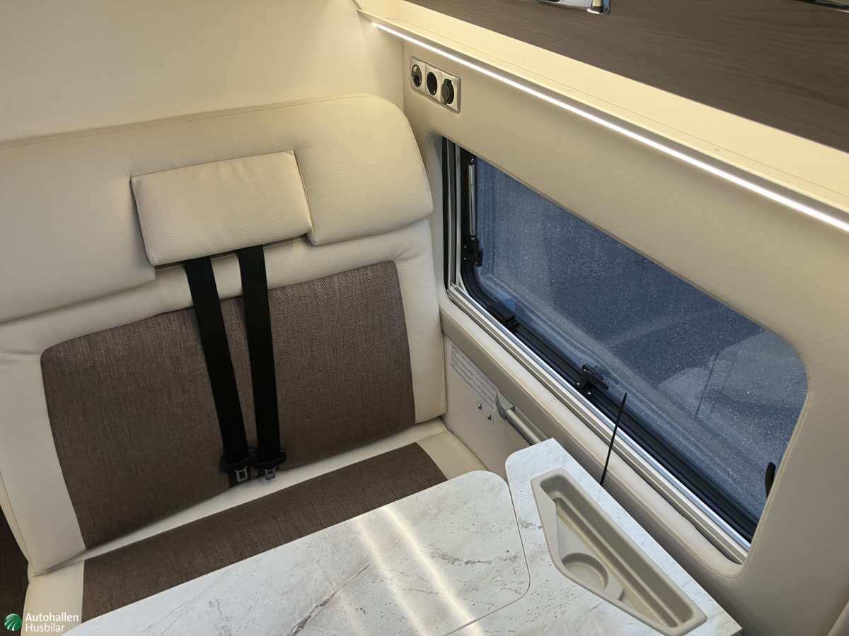 Eura Mobil Van 635 HB / Kampanj/ MC-garage- Extra Öppet Lördag o Söndag, bild 11 av 14