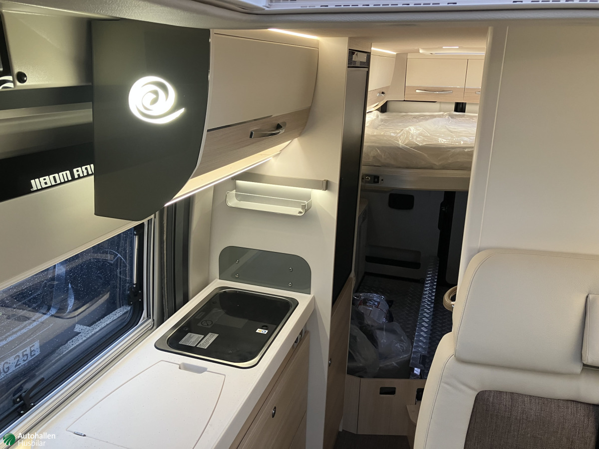 Eura Mobil Van 635 HB / Kampanj/ MC-garage- Extra Öppet Lördag o Söndag, bild 12 av 14