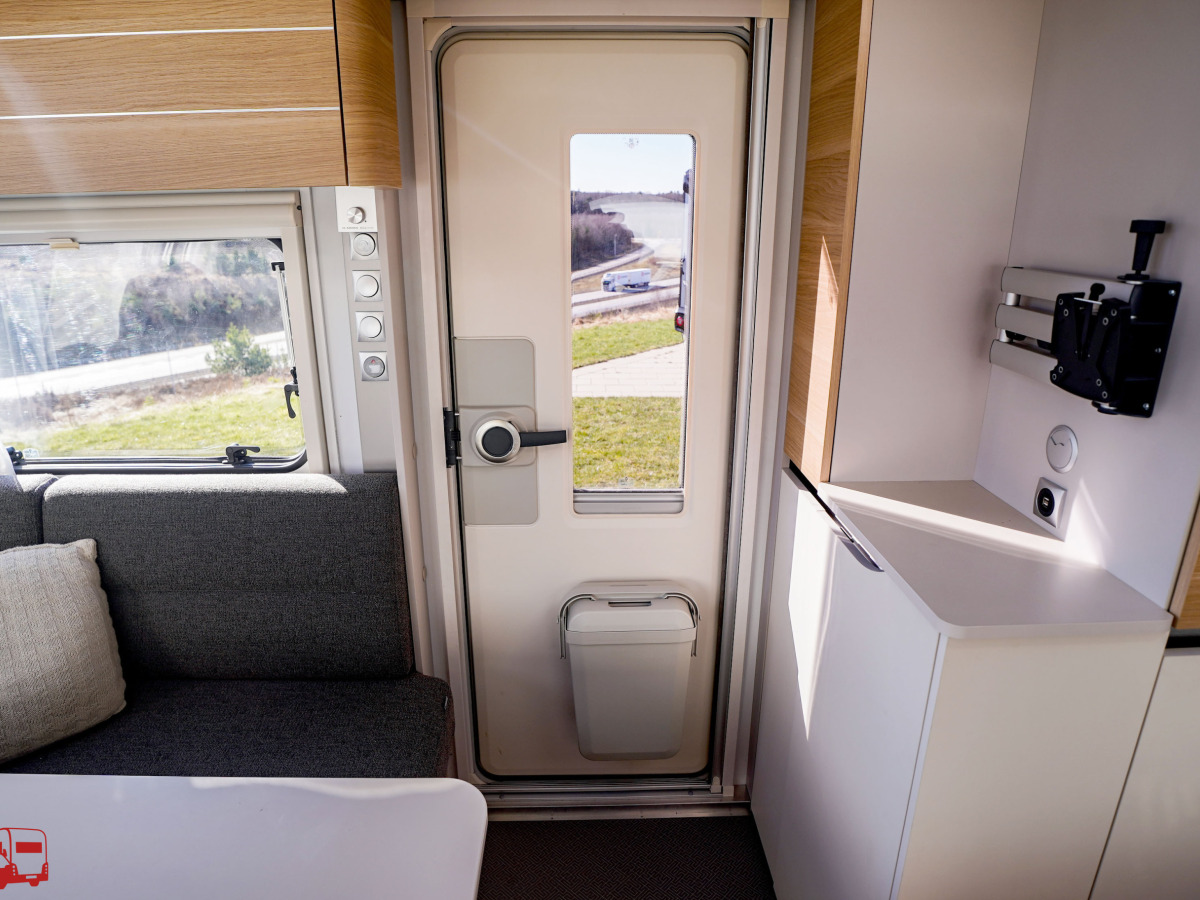 Adria ADORA 613 UT Queenbädd ALDE, bild 20 av 31