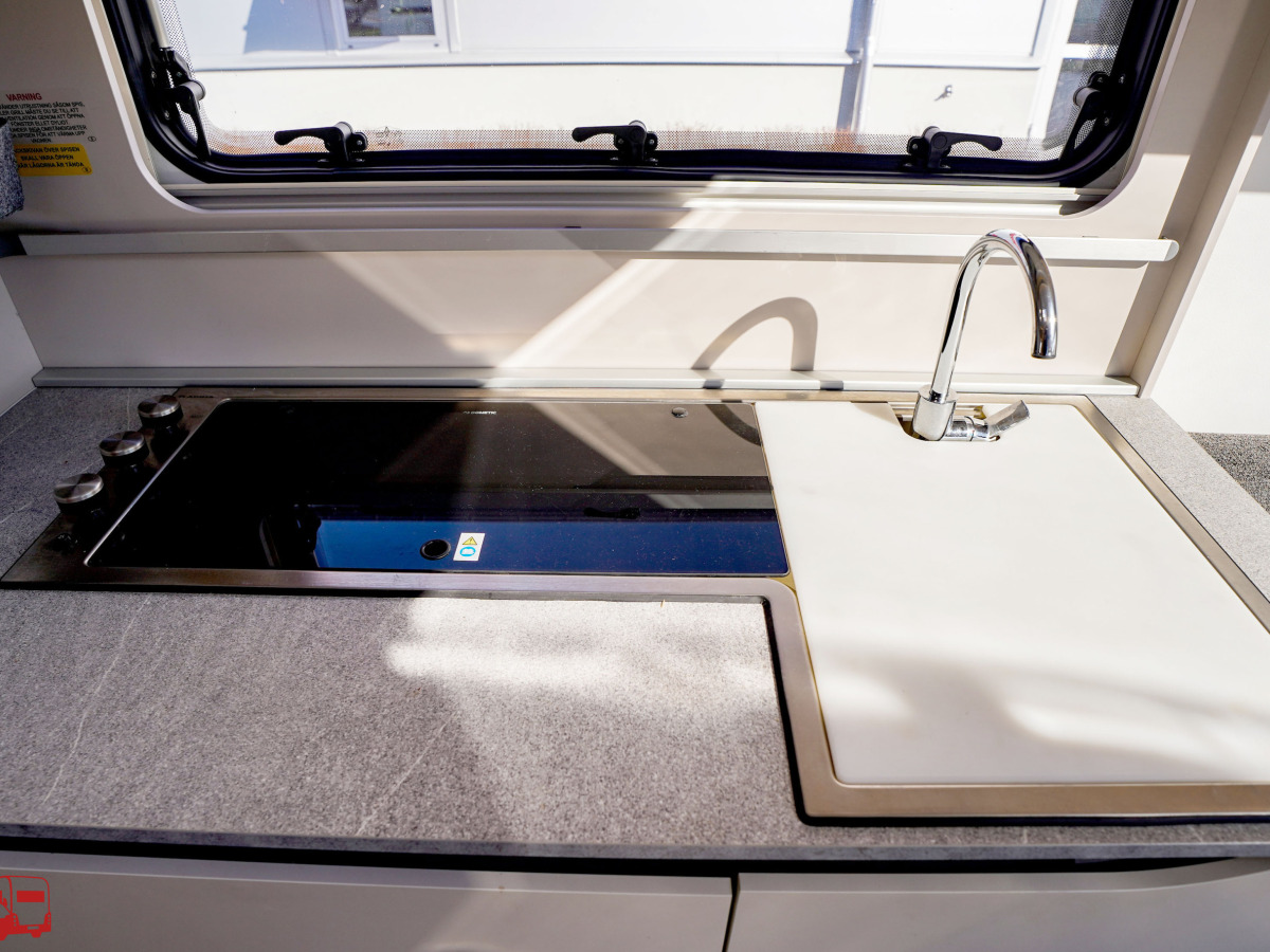 Adria ADORA 613 UT Queenbädd ALDE, bild 12 av 31